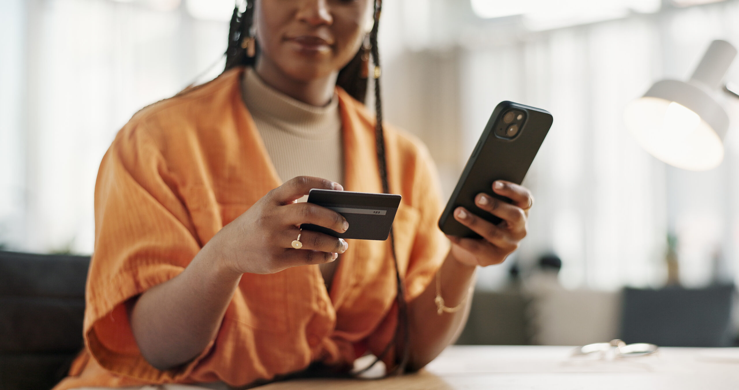 advantages of credit card, disadvantages of credit card, credit card pros and cons, credit card advantages and disadvantages, drawbacks of credit card